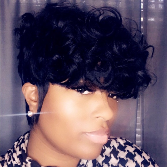 Short wig - Picture 2 of 4